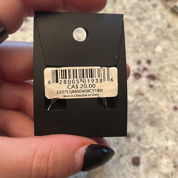 Expression yellow stone earrings - Picture 3 of 3